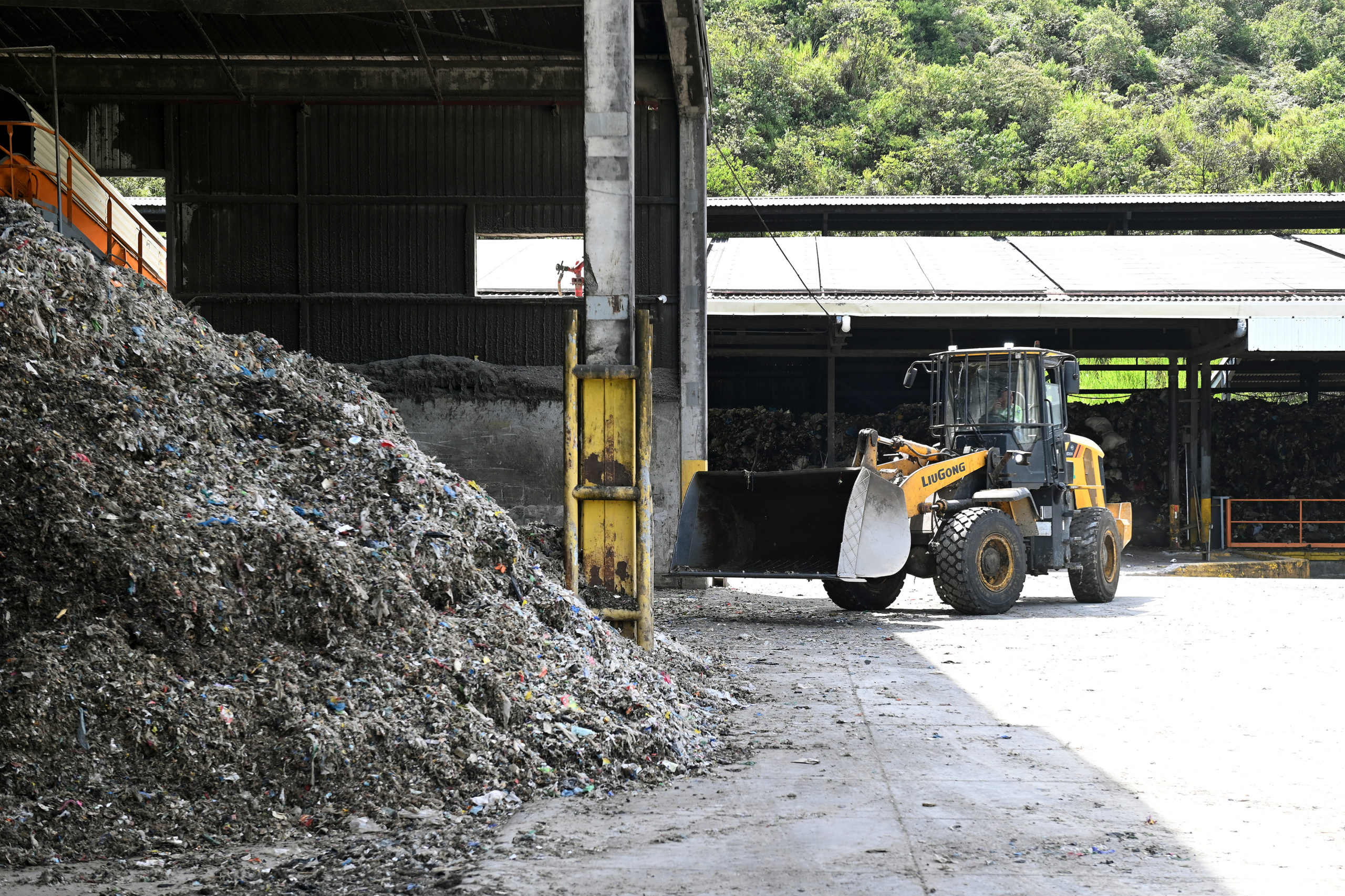 Imagen principal del artículo: Por quinto año consecutivo: Nestlé Costa Rica recupera el equivalente del 100% de los empaques plásticos que coloca en el mercado