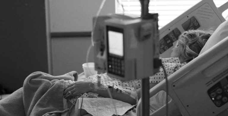 Violencia obstétrica: una deuda pendiente en derechos humanos