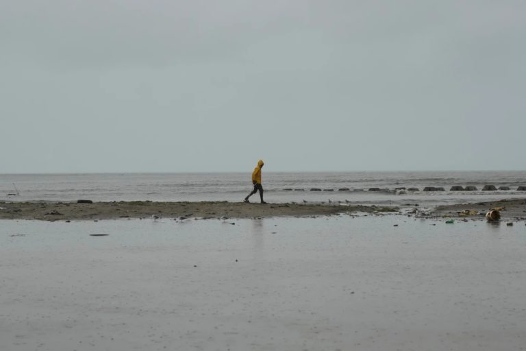 Huracán Melissa deja una estela de muerte y destrucción en el Caribe