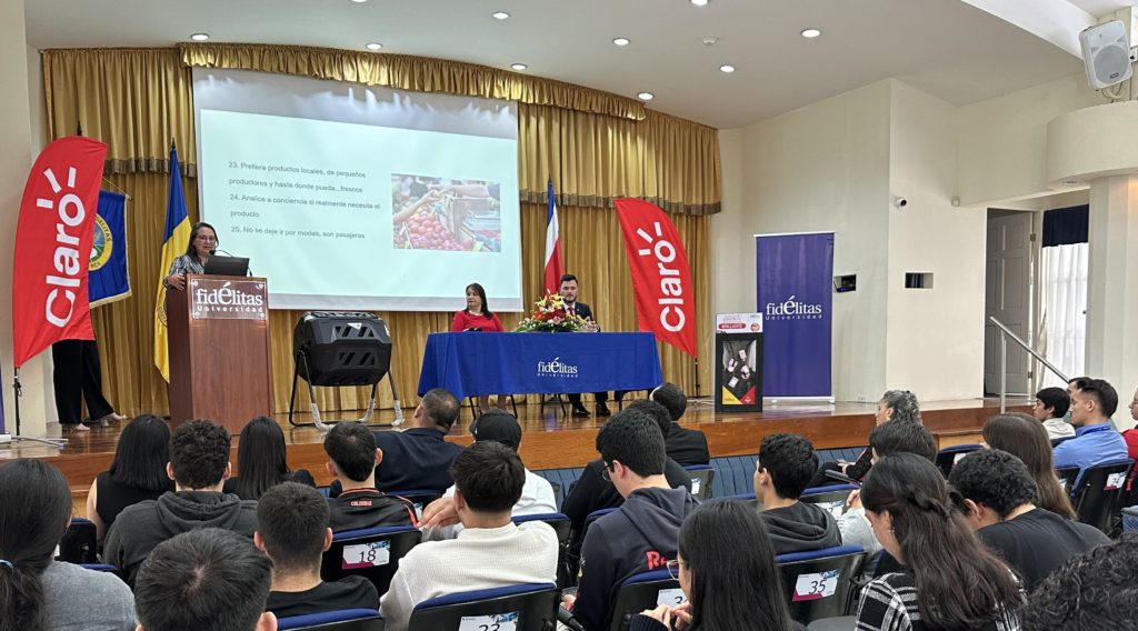 Convenio entre Claro y Fidélitas busca educar y reducir esta  problemática en Costa Rica