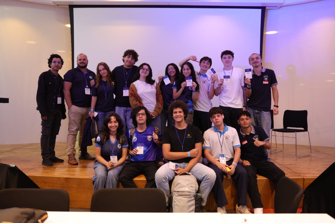 Imagen principal del artículo: "InterTOK+IA" conecta la educación con el futuro tecnológico de Costa Rica