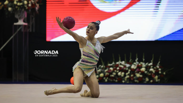 Gloriana Sánchez deslumbra en gimnasia rítmica y suma doble oro para Costa Rica