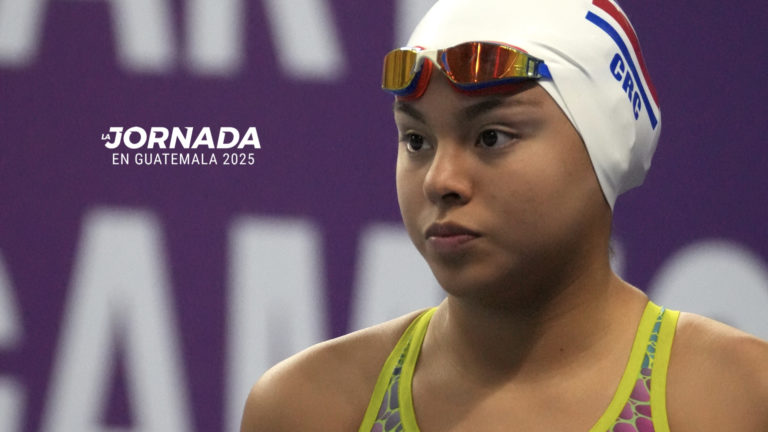 Nicole Centeno inaugura los oros de la natación costarricense en Guatemala 2025