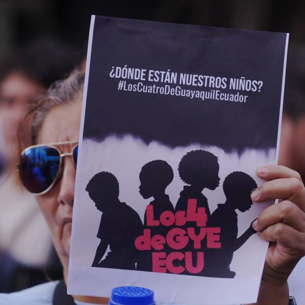 Fiscalía de Ecuador acusa a 17 militares por la desaparición forzada y muerte de cuatro menores