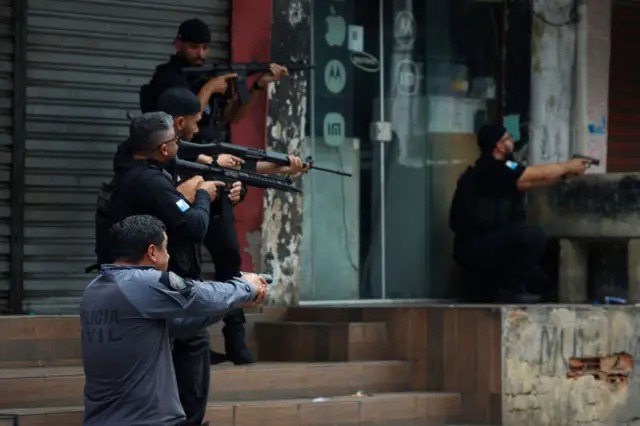 Río de Janeiro vive la operación policial más letal de su historia con 64 muertos