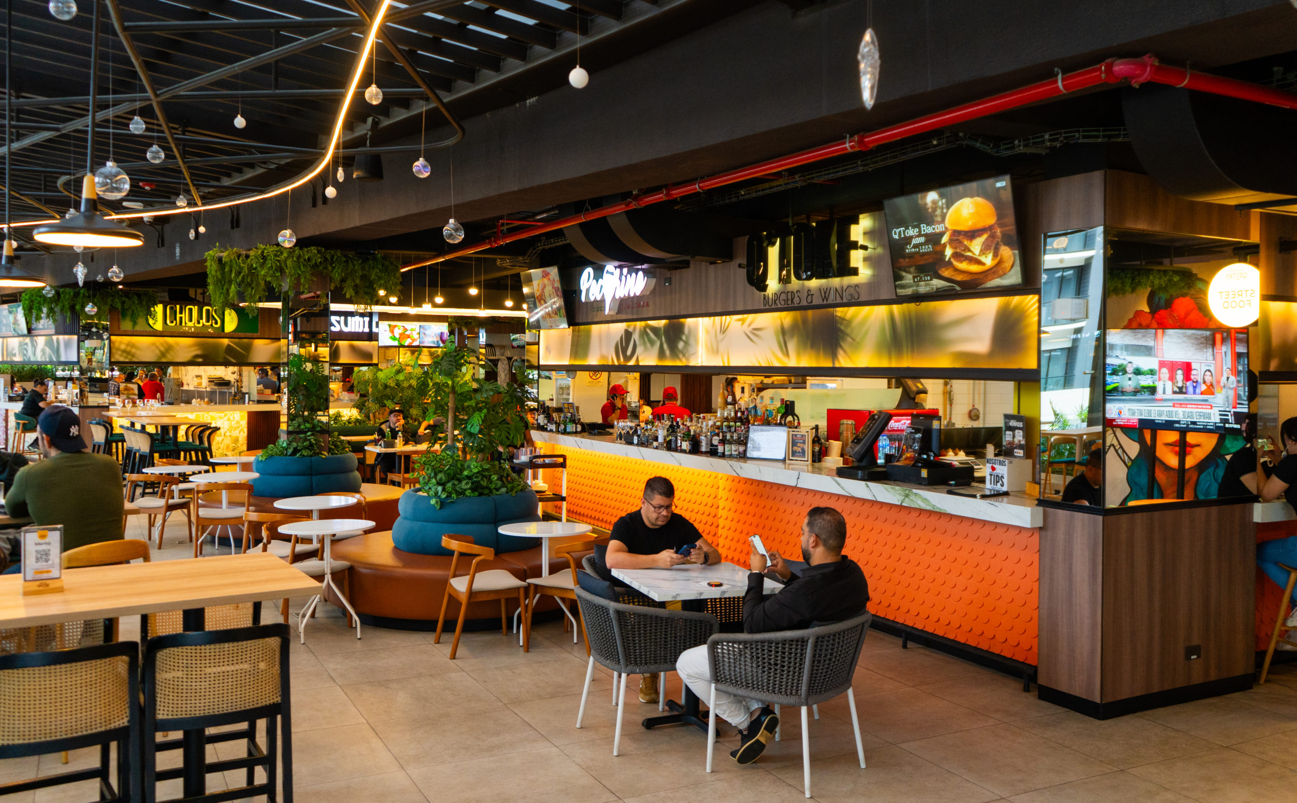 Imagen principal del artículo: Mercados gastronómicos en Costa Rica se consolidan como motor de empleo y encadenamientos