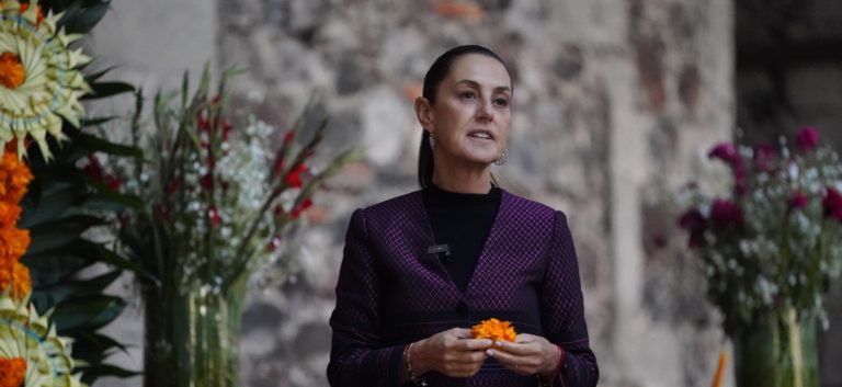 Gobierno, trabajadores y empresarios de México acuerdan alza del salario mínimo y reducir la jornada laboral a 40 horas