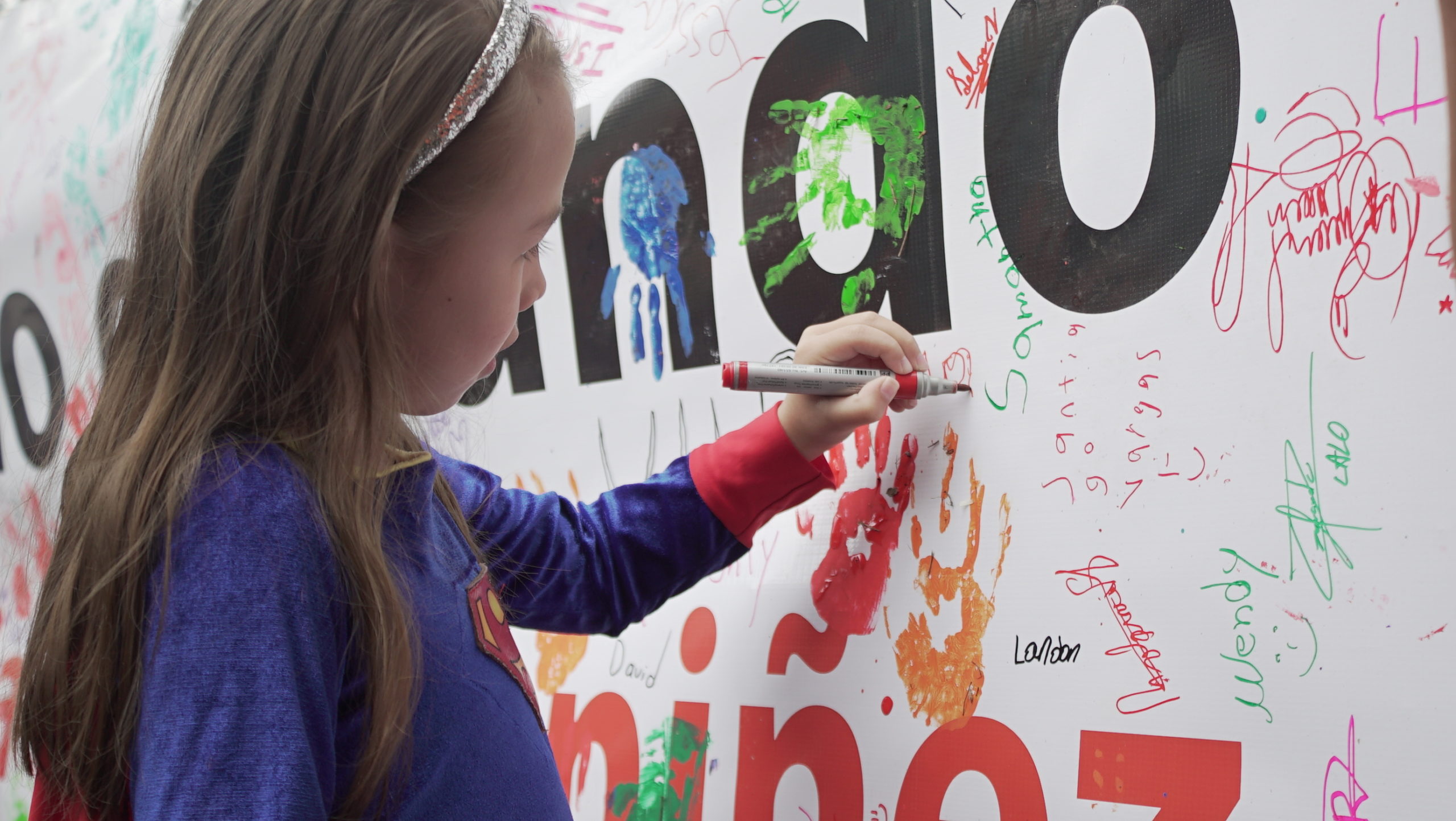 Imagen principal del artículo: PANIAMOR lanza campaña nacional “Amá tanto como podás” para reforzar la protección de la niñez y adolescencia