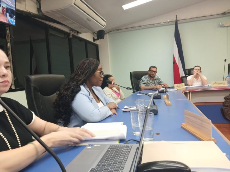 Defensoría insta a Garabito agilizar recursos para programas deportivos de niños y jóvenes