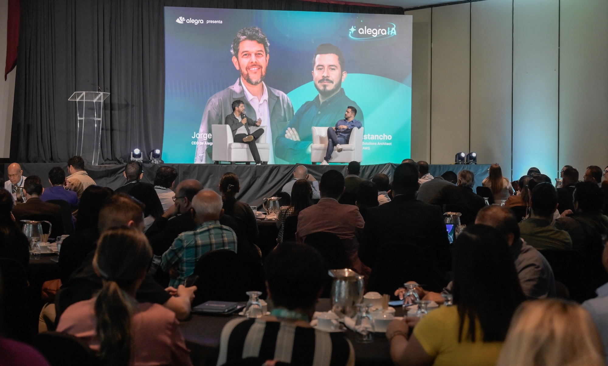 Imagen principal del artículo: Inteligencia artificial llega para facilitar procesos y cumplimiento fiscal a pymes en Costa Rica