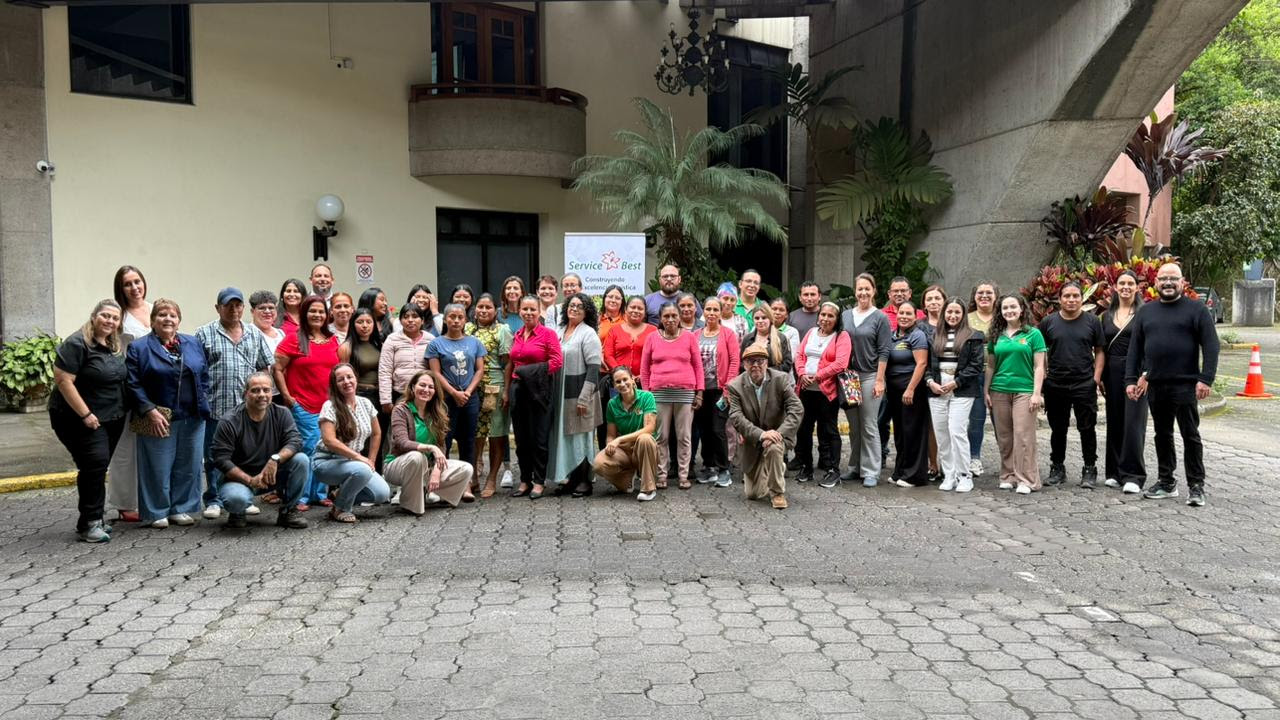 Imagen principal del artículo: Pequeños emprendimientos turísticos del Camino de Costa Rica se certifican en excelencia en el servicio al cliente