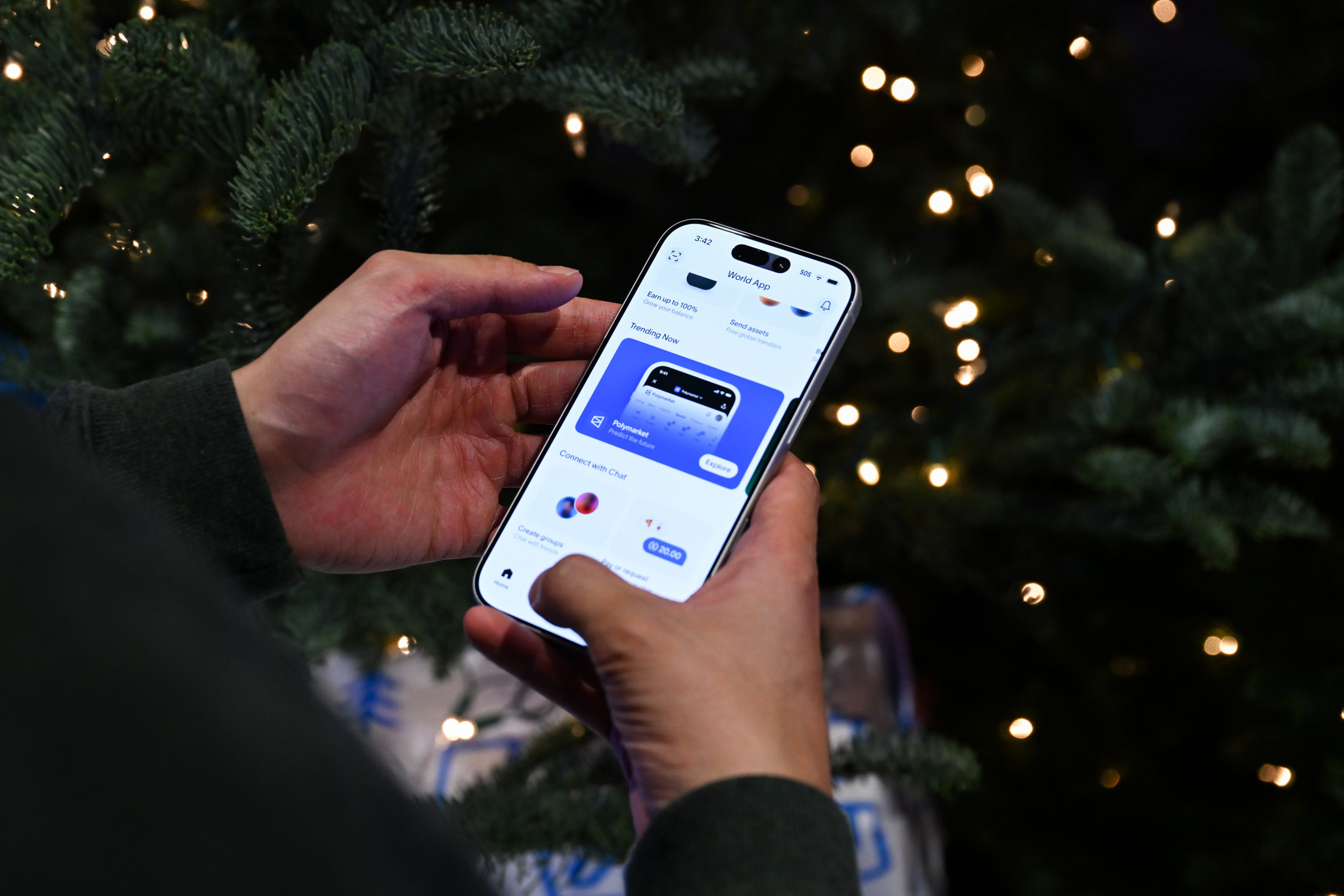 Imagen principal del artículo: La nueva World App: chat encriptado y pagos globales para todos