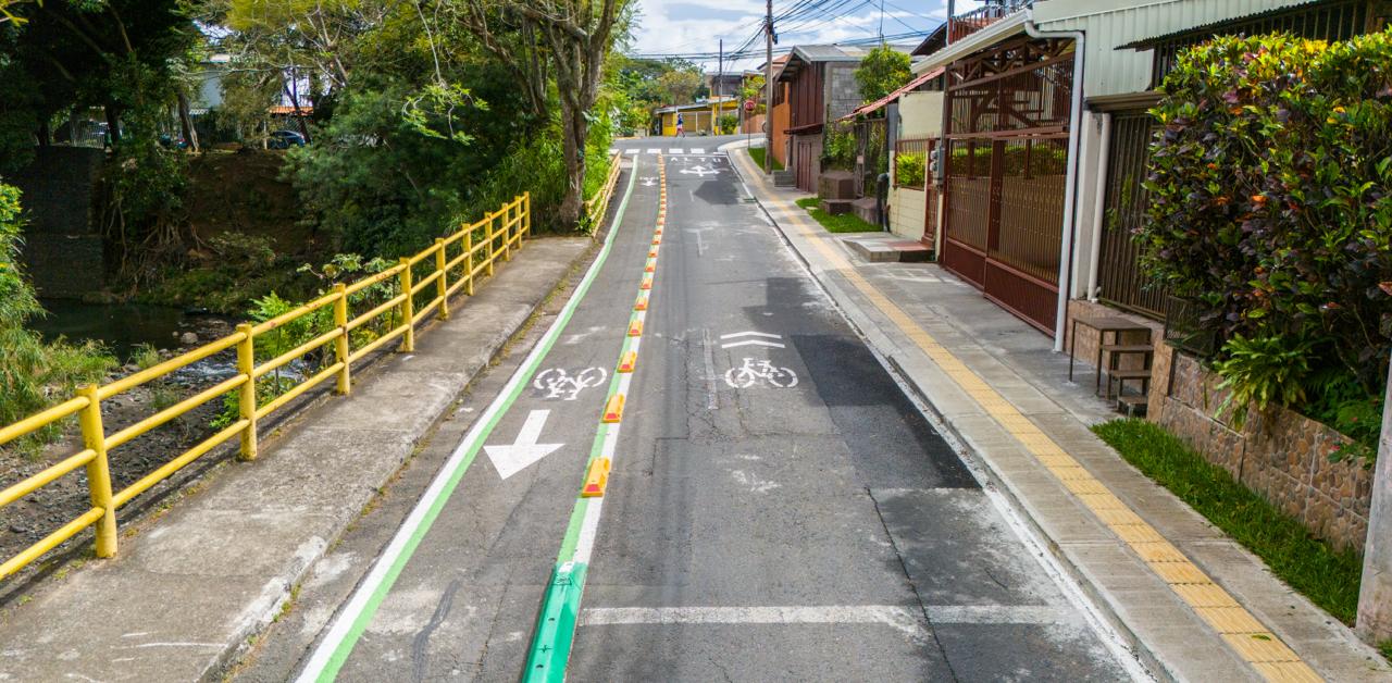 Imagen principal del artículo: Belén transforma su Avenida 1 y mejora su seguridad vial, caminabilidad y ciclovía