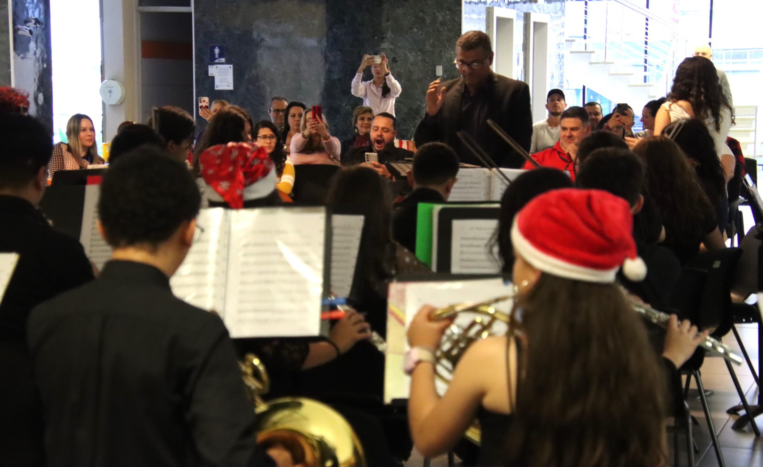 Imagen principal del artículo: "Mercadito Navideño 2025" llenará el CENAC de arte, tradición y talento costarricense del 18 al 21 de diciembre