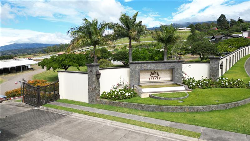 Imagen principal del artículo: Hacienda Barvak conmemora el Día Internacional del Voluntariado reforzando su compromiso con el ambiente y la comunidad