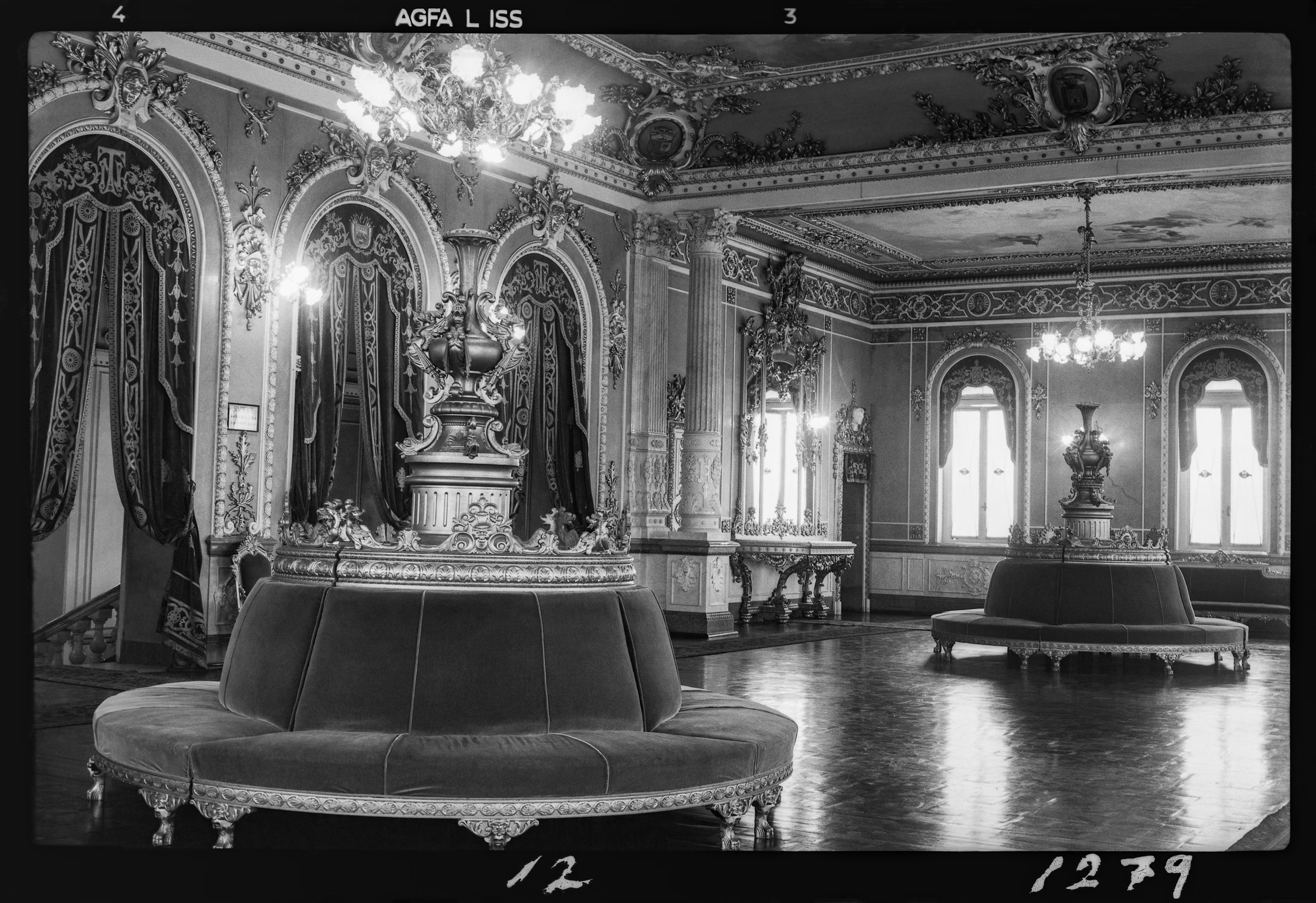 Imagen principal del artículo: Presentan exposición "Reimaginar el Teatro Nacional: hallazgos inéditos de Francisco Coto"