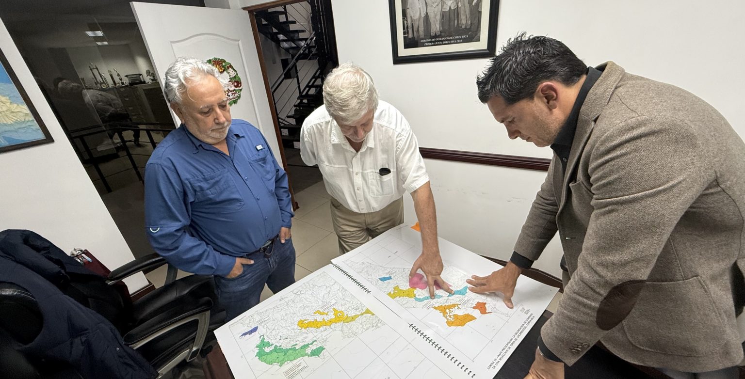 Imagen principal del artículo: Candidato presidencial José Aguilar destaca la necesidad de frenar la desinformación sobre minería y urgencia de escuchar a los expertos del Colegio de Geólogos