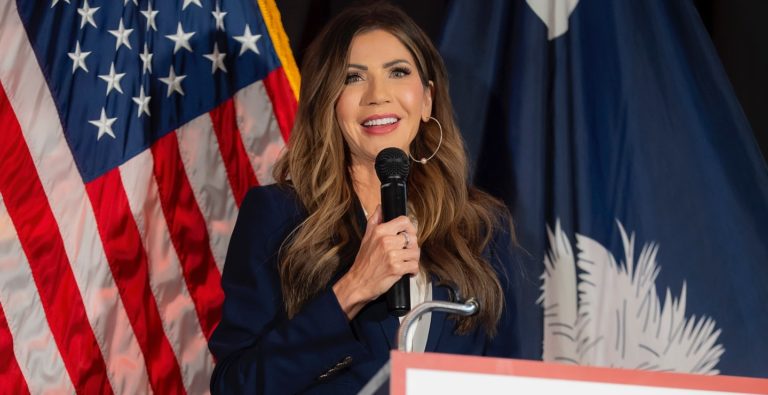 Secretaria de Seguridad Nacional de Estados Unidos asegura que Maduro "tiene que irse"