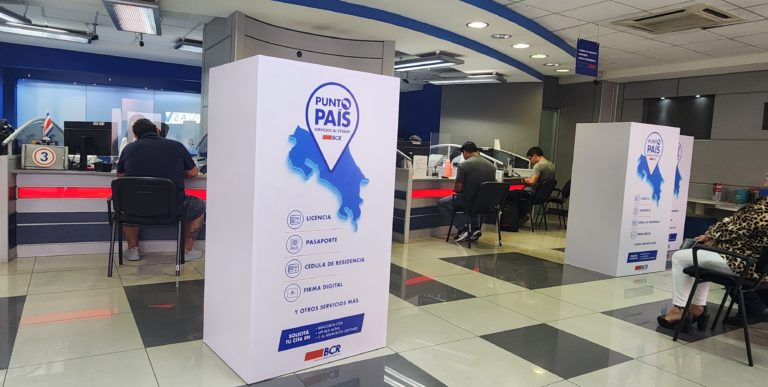 BCR abrirá 14 plataformas Punto País los sábados 6 y 13 de diciembre para trámites de licencias y pasaportes   