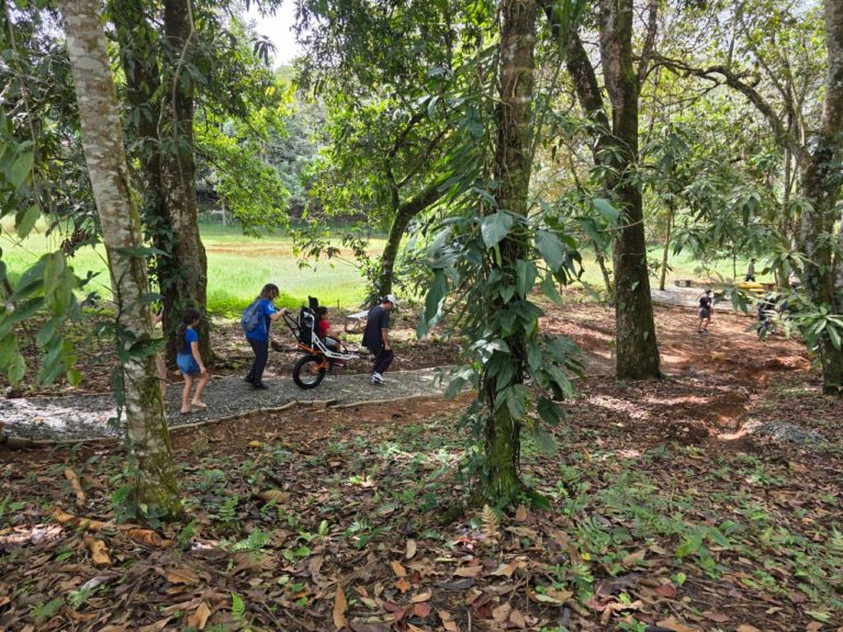 Pérez Zeledón apuesta por un turismo inclusivo: Inder entrega equipo especializado para ampliar el acceso a actividades al aire libre