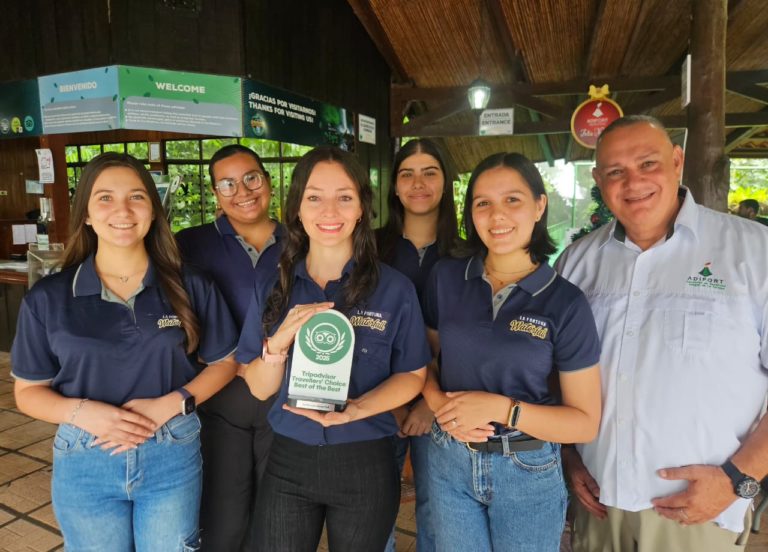 Catarata Río La Fortuna recibe reconocimiento internacional “Lo Mejor de lo Mejor” 2025 de TripAdvisor