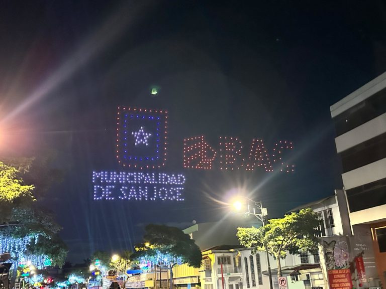 Mil drones con tecnología de punta iluminarán el Festival de la Luz 