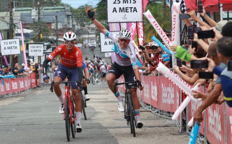 Ciclista tico Sebastián Calderón, de 22 años, se impone en la sexta etapa de la Vuelta a Costa Rica