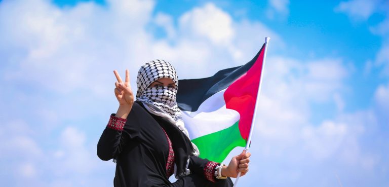 Un coro, unos chiquitines y un pueblo