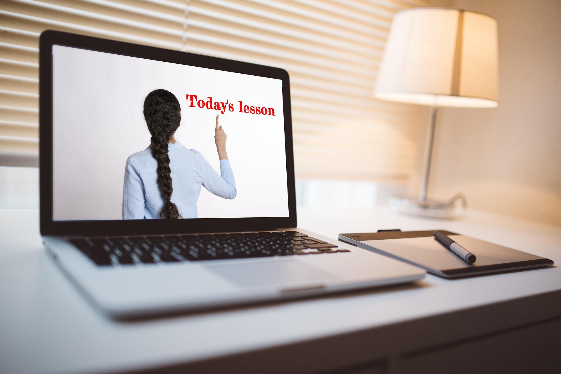 Imagen principal del artículo: Si su meta es aprender inglés en el 2026 esta es la oportunidad