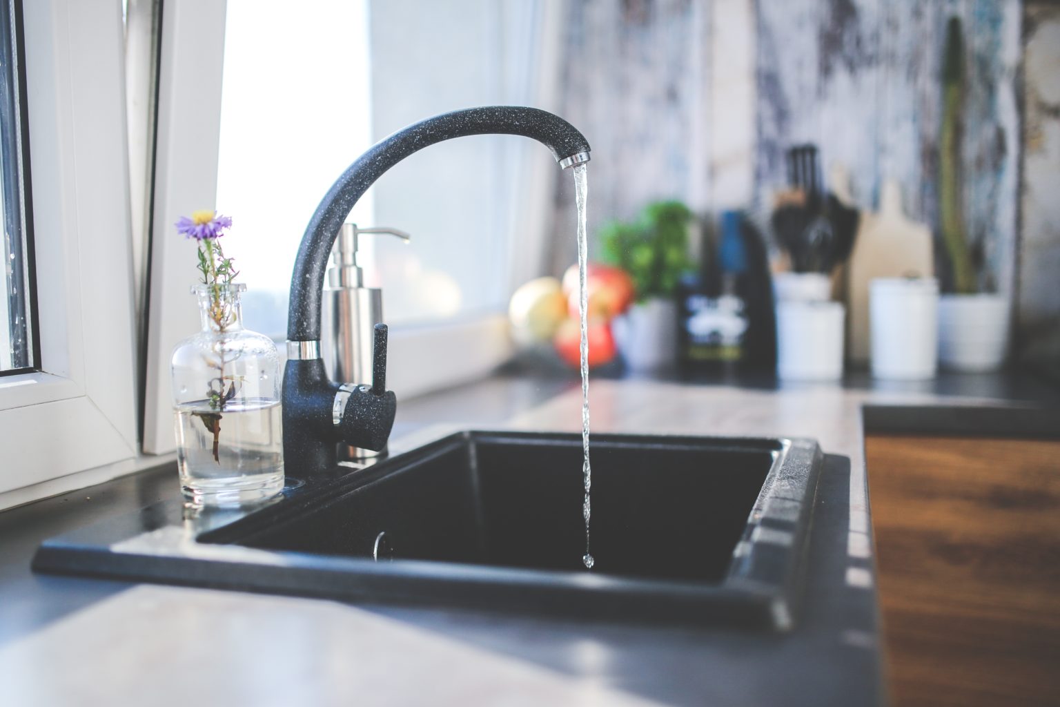 Imagen principal del artículo: San Isidro y San Rafael tendrán interrupciones de agua por lavado de tanques de la ESPH