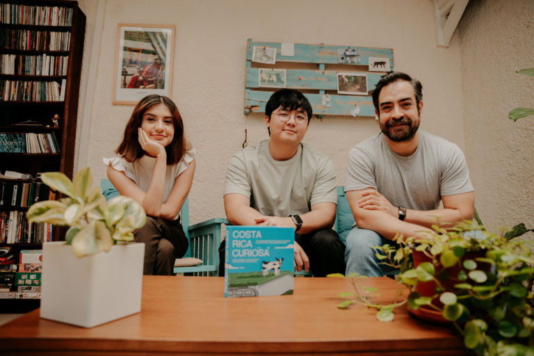 Libro “Costa Rica Curiosa” recopila 100 historias insólitas que retratan la identidad nacional