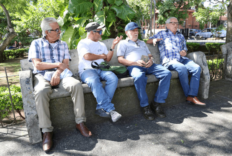 77 cantones superarán el 21% de población adulta mayor en el año 2050