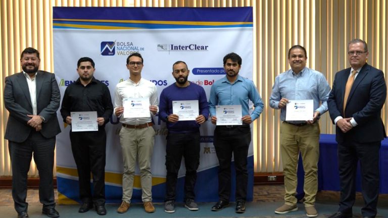 Campeonato Bursátil Interuniversitario 2025 premia a los estudiantes más hábiles y estratégicos de Costa Rica