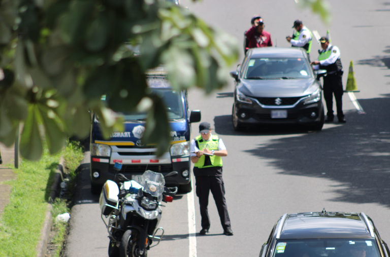 2025 finalizó con 22.000 multas de tránsito más que 2024