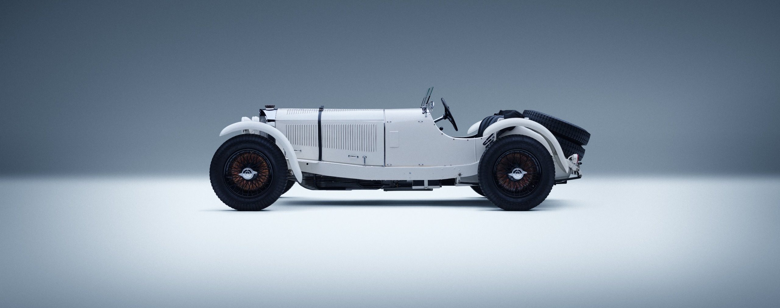 Imagen principal del artículo: Mercedes-Benz cumple 140 años impulsando el futuro del automóvil con innovación, lujo y tecnología