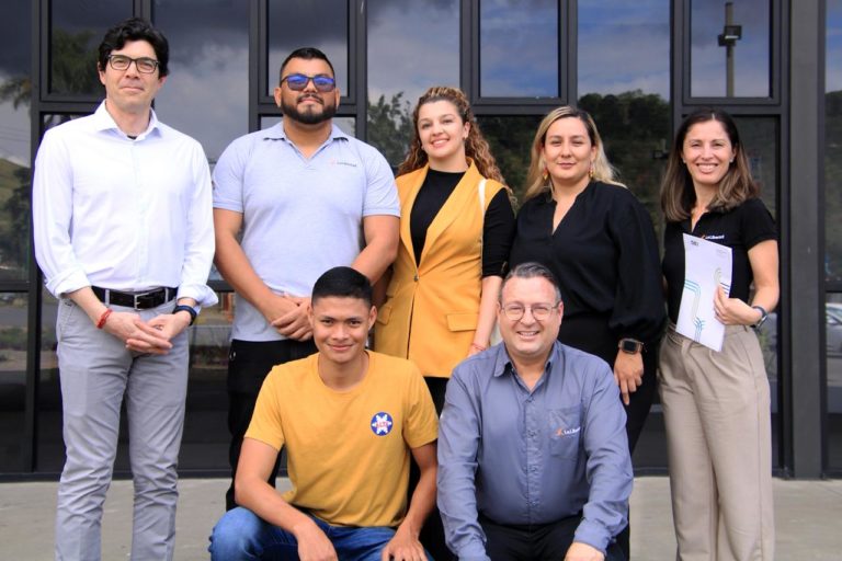 Fundación La Libertad y la OEI desarrollan plataforma educativa “Nuestras Voces”