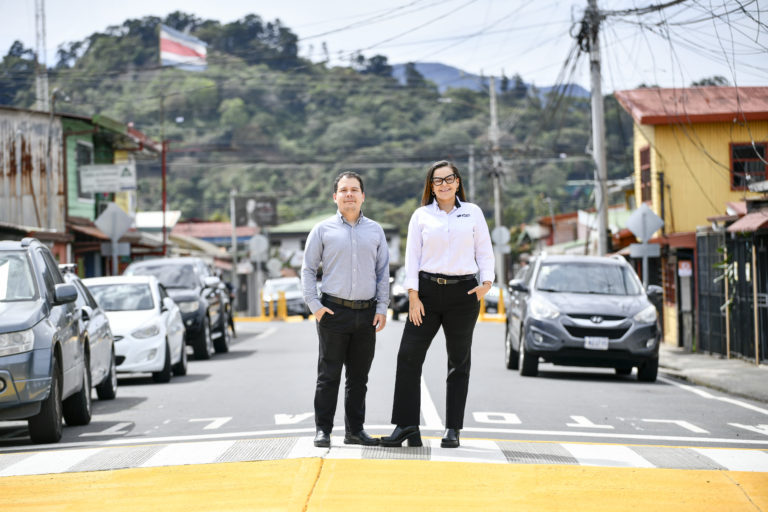 Grupo Purdy y Municipalidad de Curridabat intervienen dos puntos críticos para fortalecer la movilidad segura en el cantón