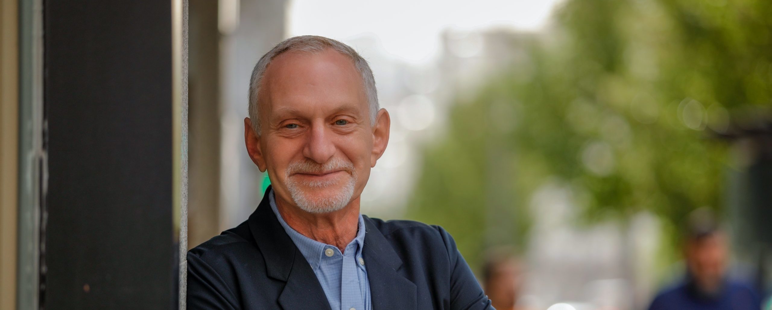 Imagen principal del artículo: Experto de la Universidad de Harvard dará charla en Costa Rica sobre cómo tener una vida plena