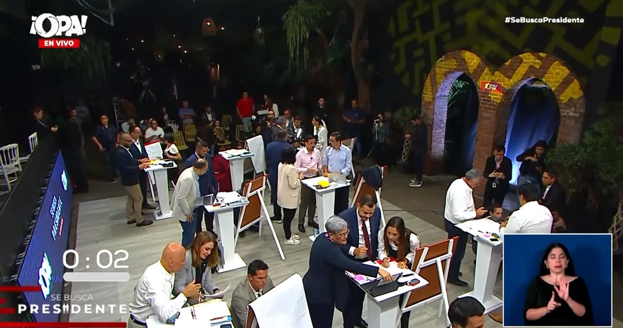 Entre debates, piques y campañas bajo presión, la carrera electoral entra en zona sísmica