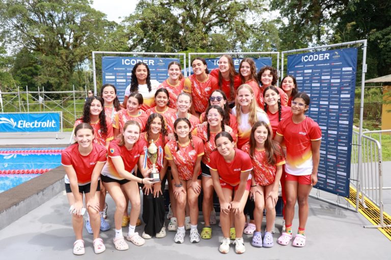 Belén se coronó campeón absoluto de la natación en los Juegos Deportivos Nacionales Limón 2026