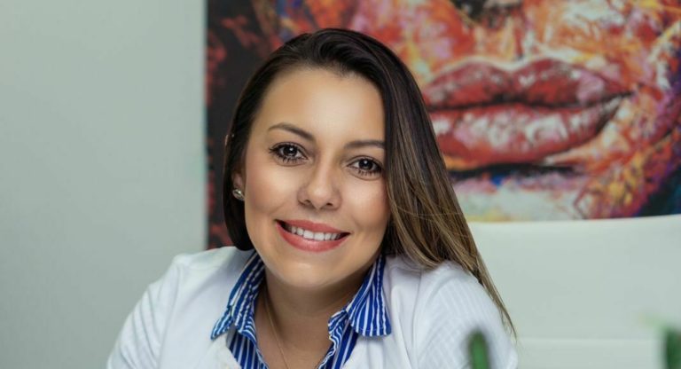 La dermatóloga Carolina Rivera comparte cinco claves para cuidar la piel y ver resultados reales