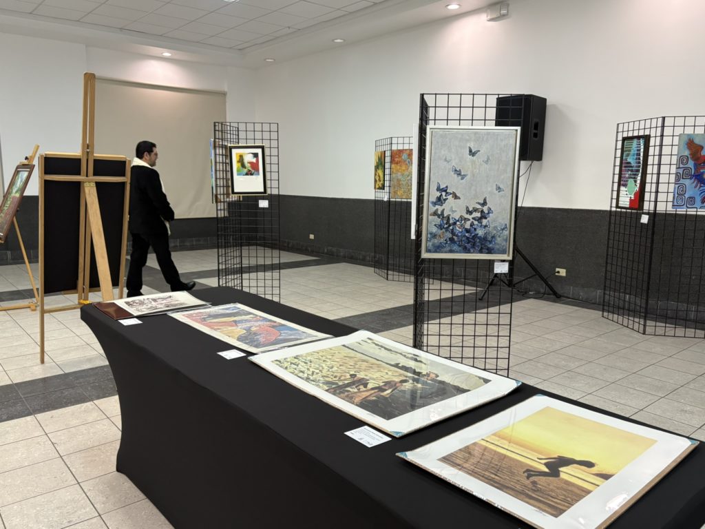 Más de 55 artistas se unen para apoyar la reconstrucción de La Posada del Alivio