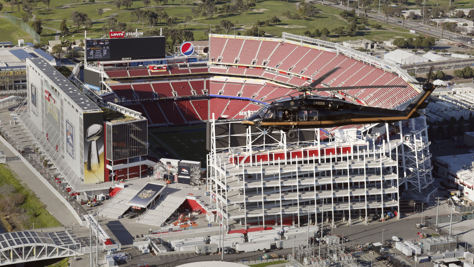 Imagen principal del artículo: La tecnología detrás de una experiencia deslumbrante para los fanáticos del Super Bowl