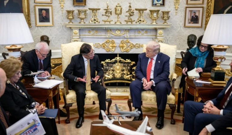 Tras quitarle la visa y llamarlo "enfermo", Trump ahora dice que el presidente de Colombia es "fantástico"