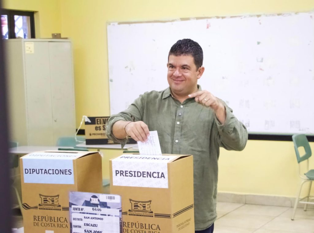 Álvaro Ramos tras derrota: "Llamo a la unión del país, a la construcción de acuerdos"