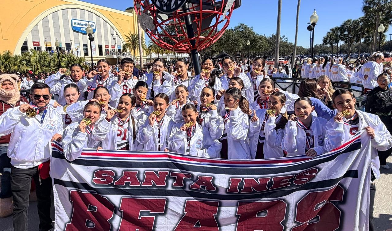 Imagen principal del artículo: Colegio costarricense se proclama campeón mundial de porrismo escolar en Estados Unidos