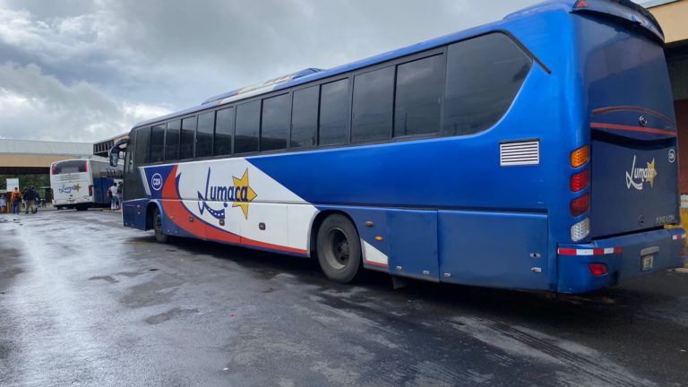Diputado del Frente Amplio pide cuentas al CTP por servicio de los buses de Lumaca