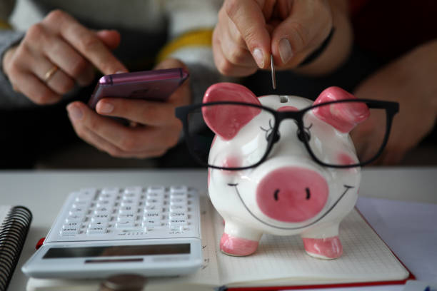 Imagen principal del artículo: Especialistas llaman a hablar de finanzas ante impacto del estrés económico en parejas