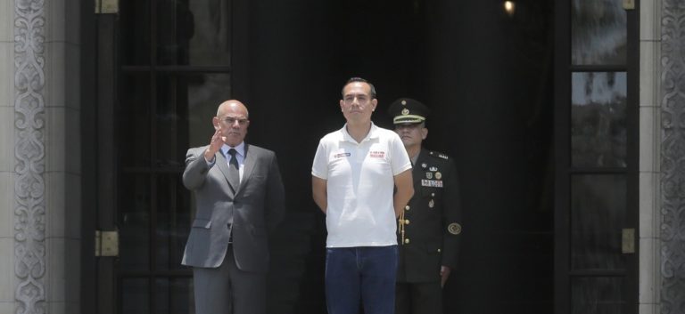 Duró poco: Perú vuelve a quedarse sin presidente