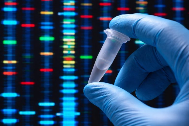 Aprobado en primer debate: privados de libertad deberán entregar muestra de ADN para acceder a beneficios carcelarios